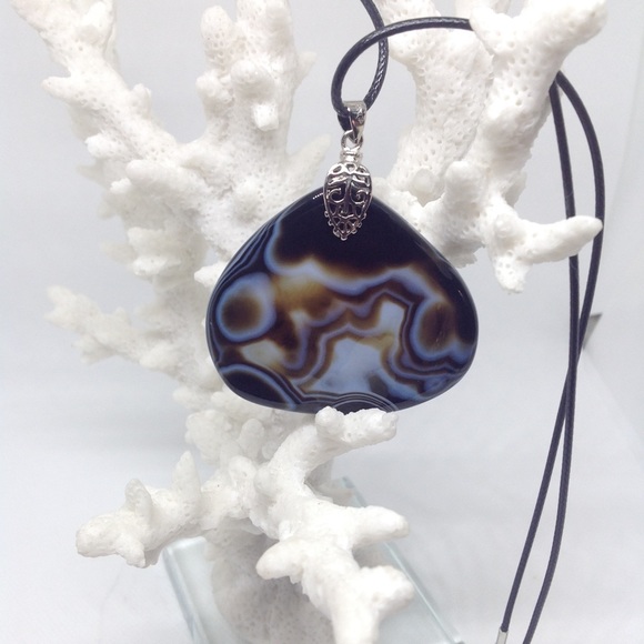 Handcrafted Jewelry - Onyx Agate Necklace on Waxed Cotton Cord